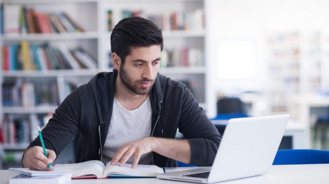 How-Have-Online-Courses-Changed-Education online beginner driver education with any smart device - mto approved - master drivers - master driving school
